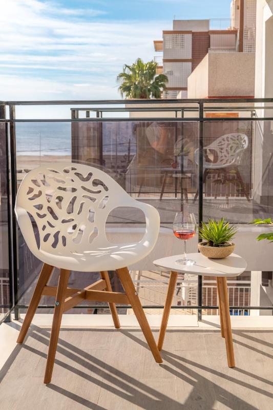 Santa Pola Apartments - image 10
