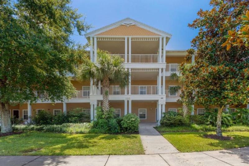 Three-Bedroom Apartment image 1