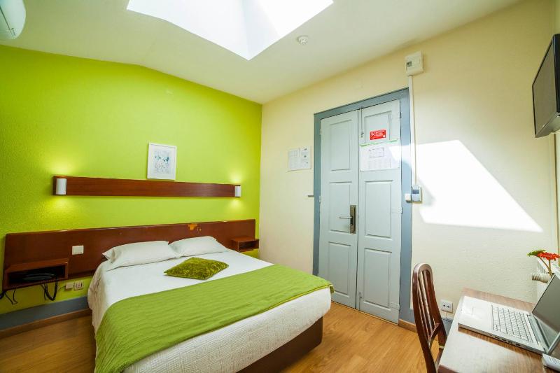 Hotel Estoril Porto - image 2