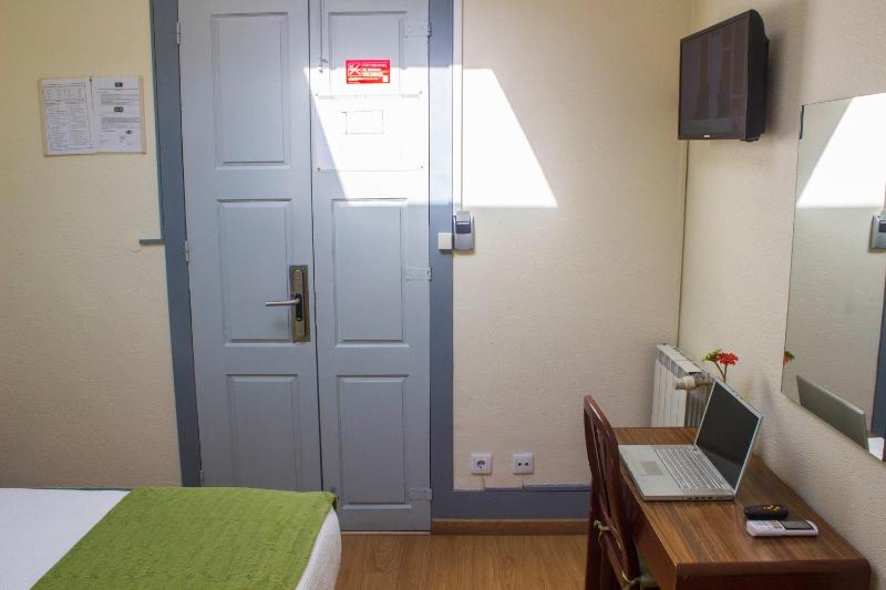 Hotel Estoril Porto - image 20