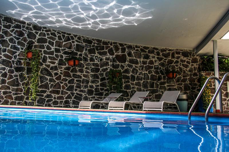 Country Hotel & Suites - image 15