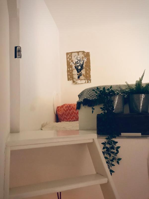 Double Room with Shared Bathroom image 2