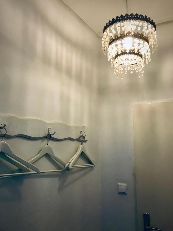 Double Room with Shared Bathroom image 2