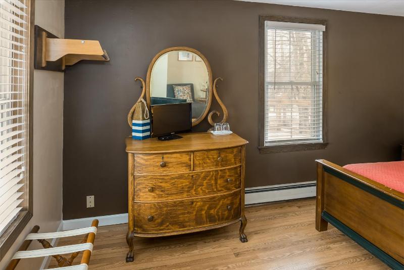 King Room image 4