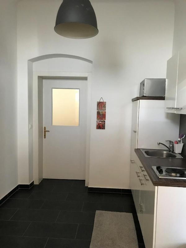 Apartments near Yppenplatz & Brunnenmarkt - image 4