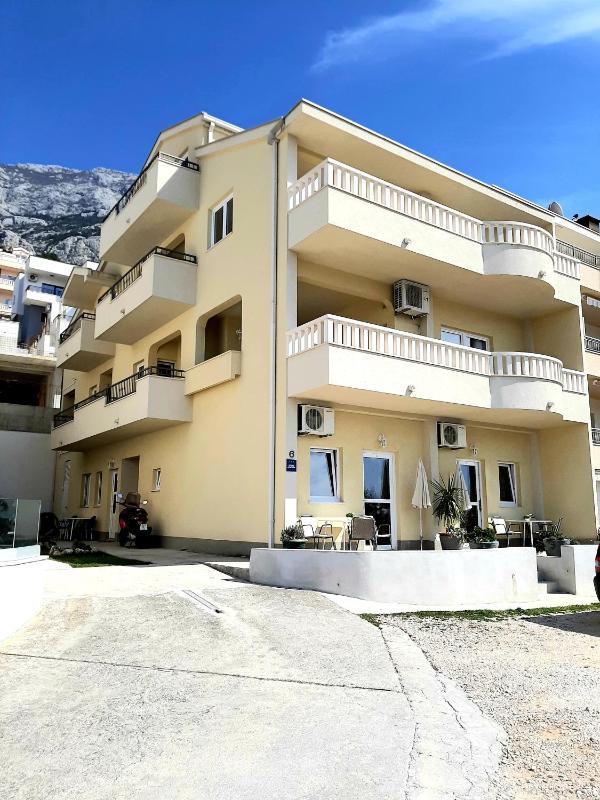 Apartments Akmadzic - image 17