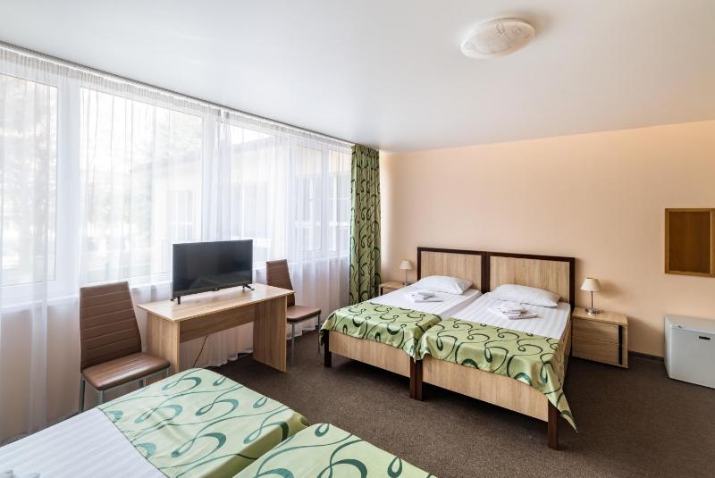 Quadruple Room image 1