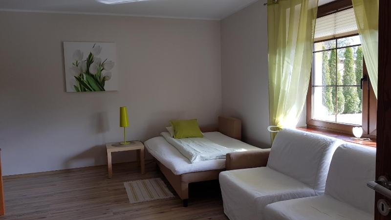 Studio Apartment image 2