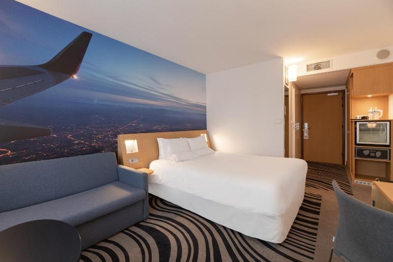 Superior Double Room image 2