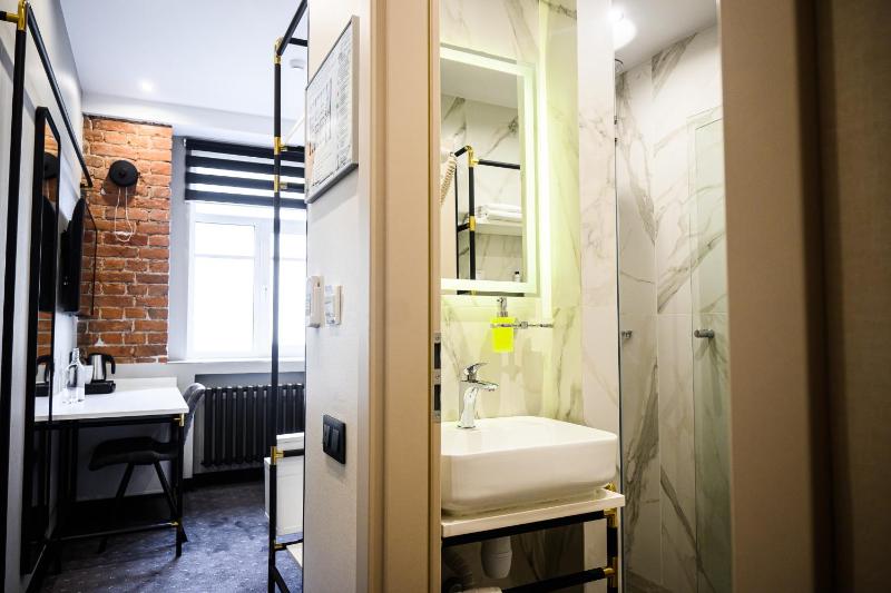 Standard Single Room image 2
