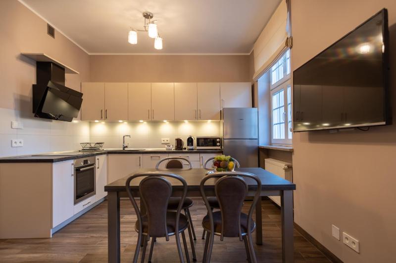 Deluxe Apartment image 2
