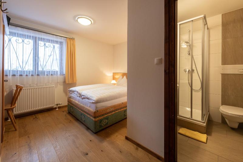 Two-Bedroom Apartment Ground Floor image 3