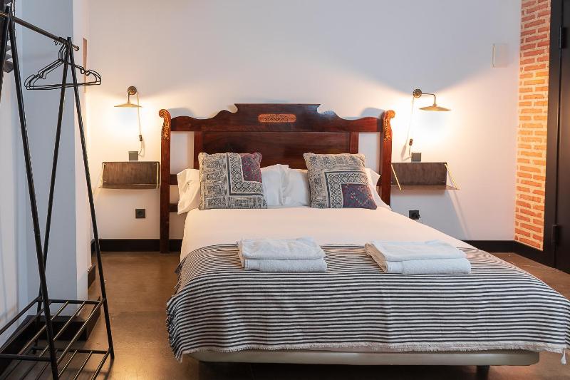 Double Room with Private Bathroom image 2