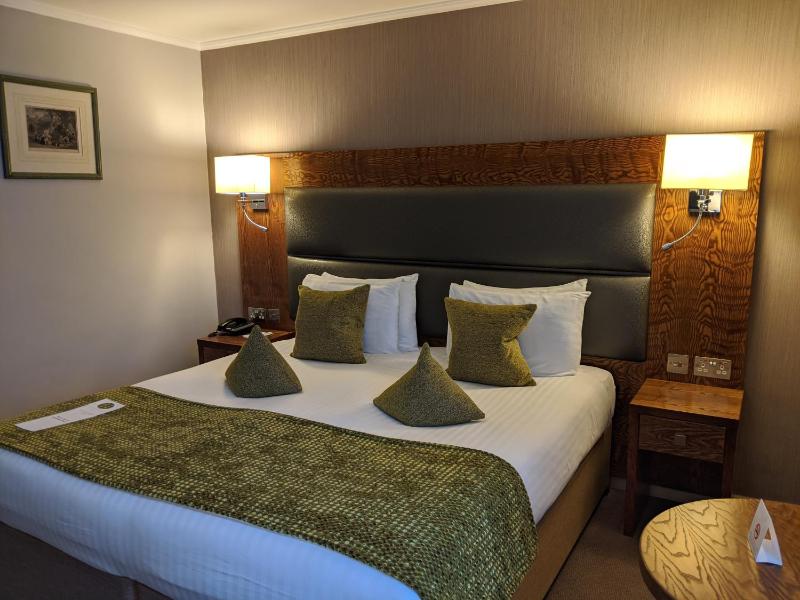 Oxford King Room image 3