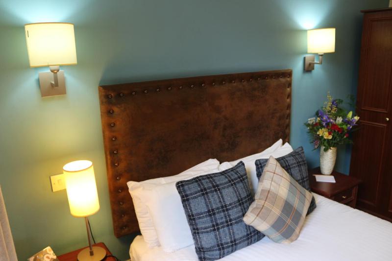 Double Room with Garden View image 3