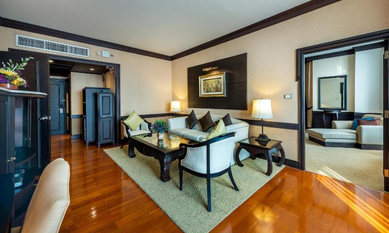999 Chaophya Suite - Special Offer image 2