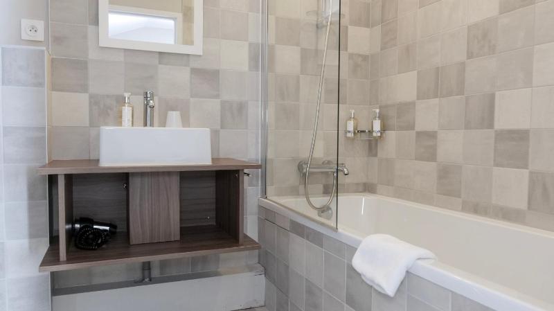 Triple Room image 4