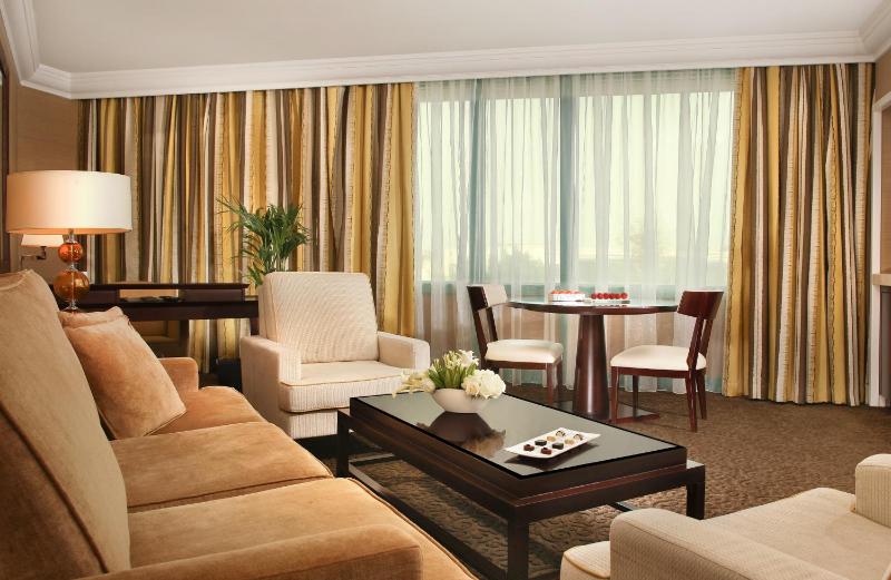Superior Double Suite image 1