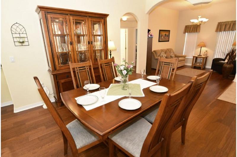 Four-Bedroom Pool Home Davenport - image 13