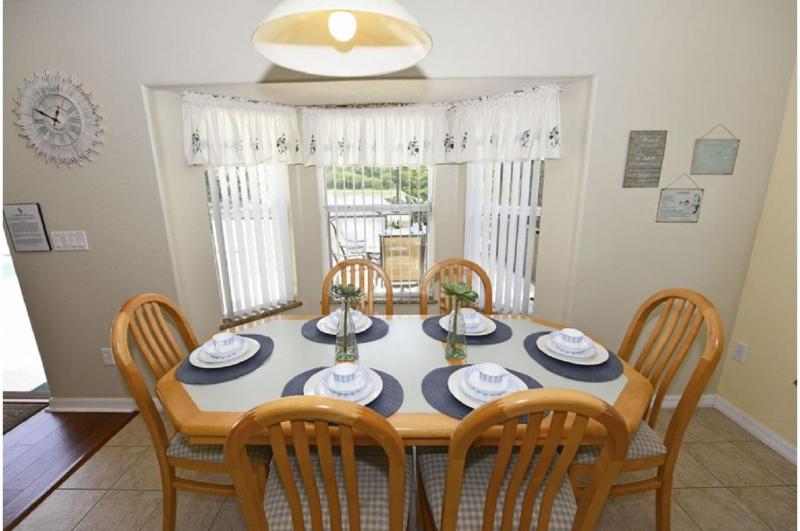 Four-Bedroom Pool Home Davenport - image 3