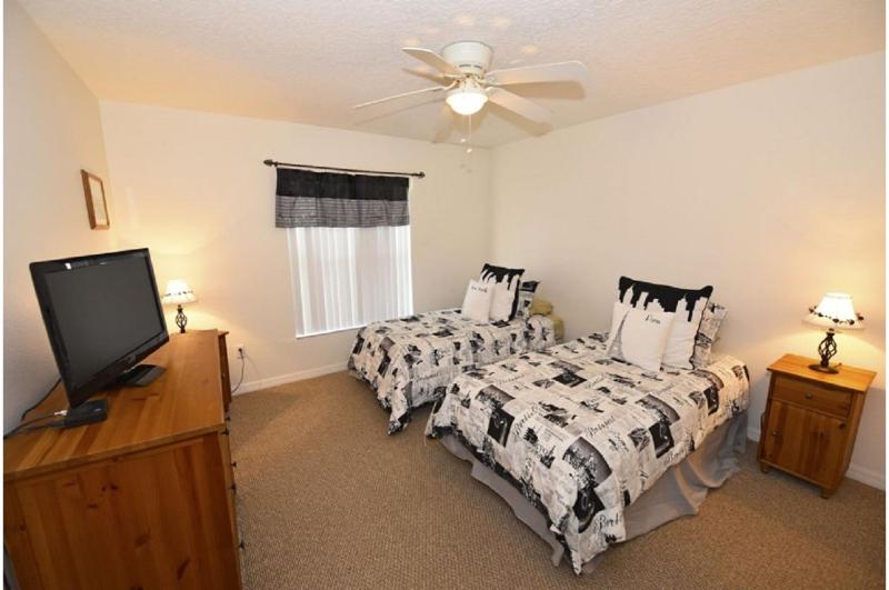 Four-Bedroom Pool Home Davenport - image 18