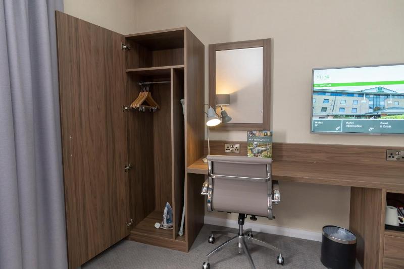 Standard Room image 3
