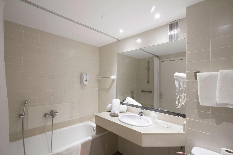 Hotel Gran Garbi & AquasPlash - image 28