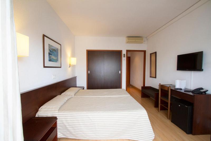 Hotel Gran Garbi & AquasPlash - image 24