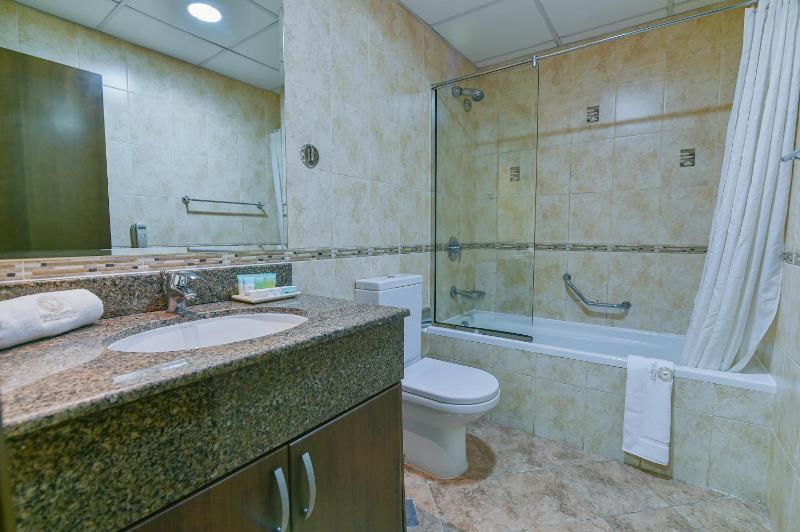 Deluxe Apartment image 2