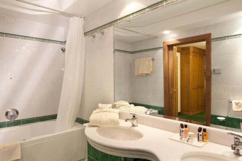 Junior Suite image 4