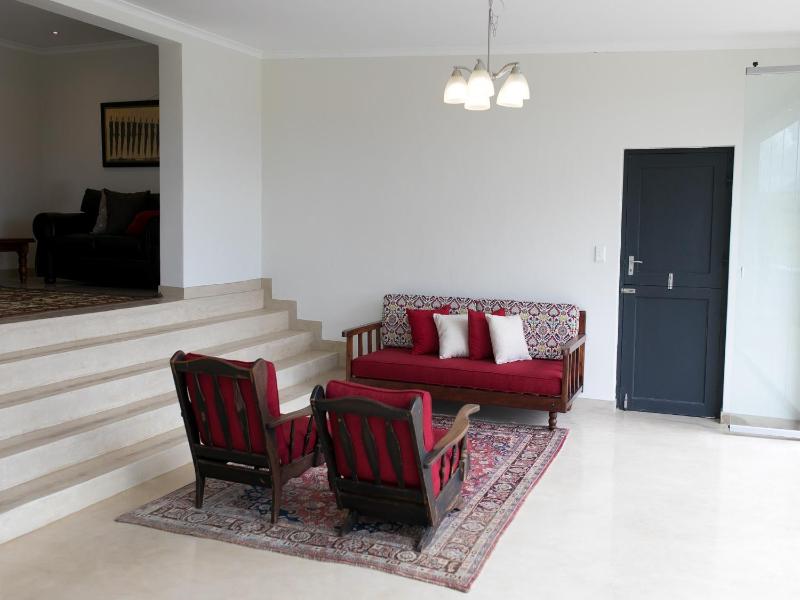 401 Rozendal Cottages - image 12