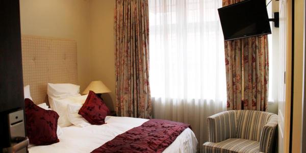 Silver Oaks Boutique Hotel - image 5