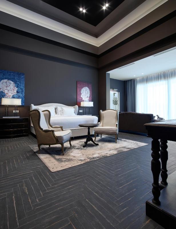 Pelagos Suites Hotel & Spa - image 5