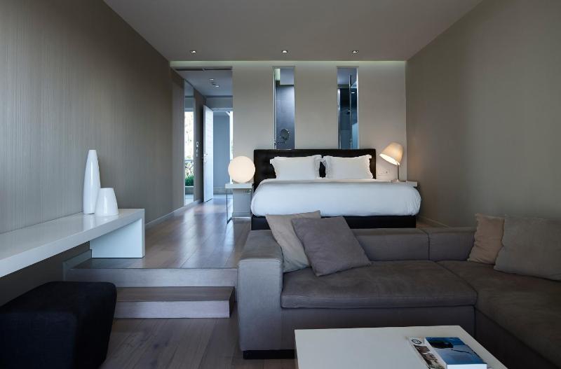 Pelagos Suites Hotel & Spa - image 26