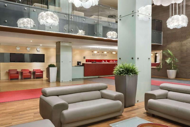Ramada by Wyndham Sibiu - image 5