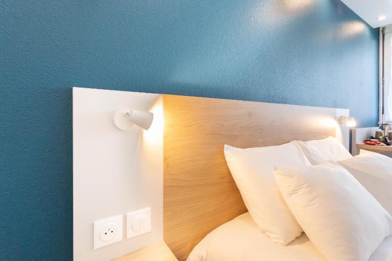 Double Room with One Double Bed image 4