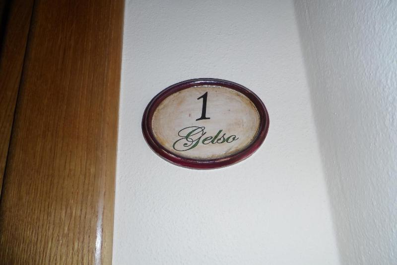 Double or Twin Room image 4