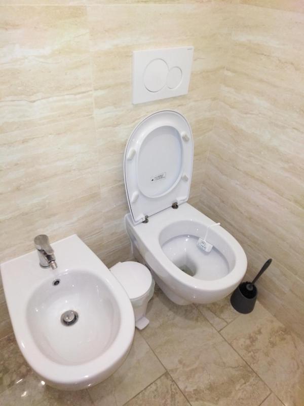 Hotel Emmy - image 9