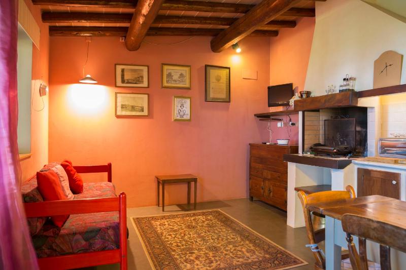One-Bedroom Apartment with City View image 4