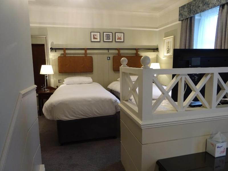 Double or Twin Room image 2