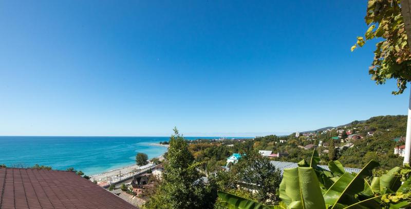 Double Room with Balcony and Sea View image 3