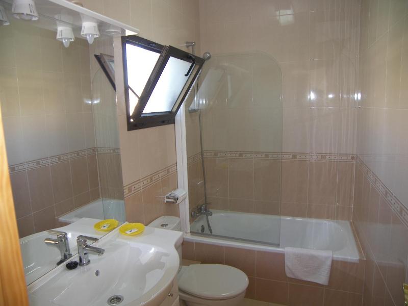 Three-Bedroom Villa image 3