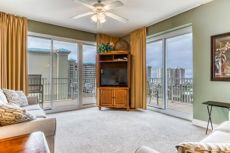 Apartment image 3
