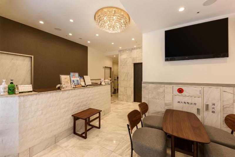 Shinbashi Urban Hotel - image 13