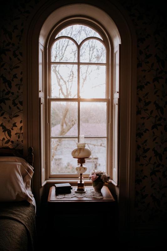 Standard Queen Room image 1