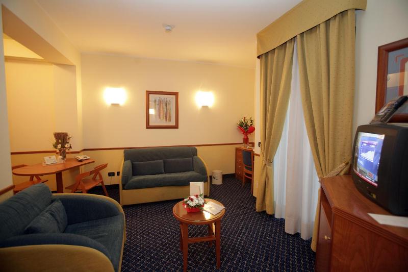 Suite image 3