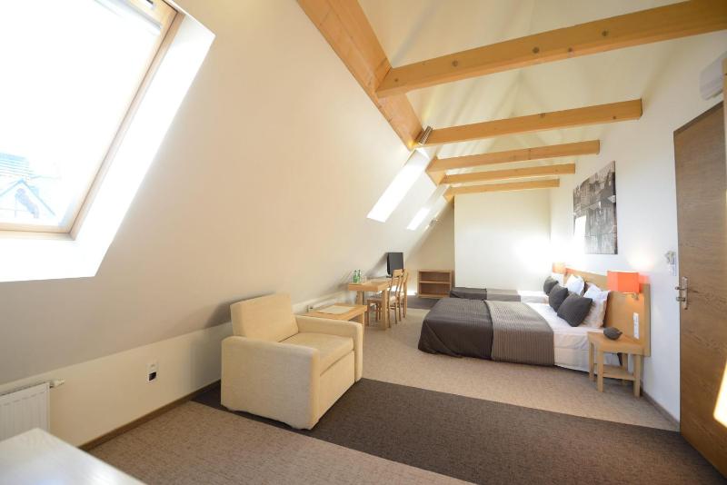 Triple Room image 3