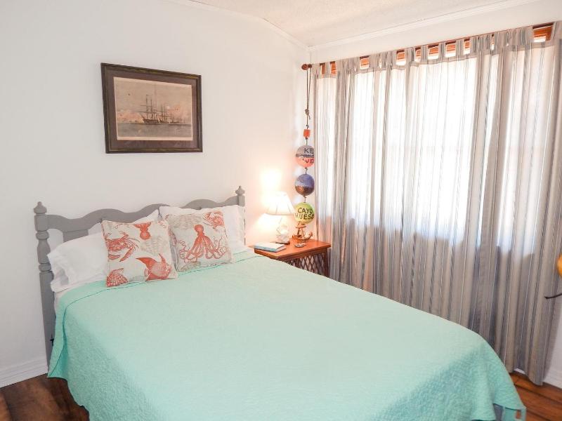 Three-Bedroom House image 3