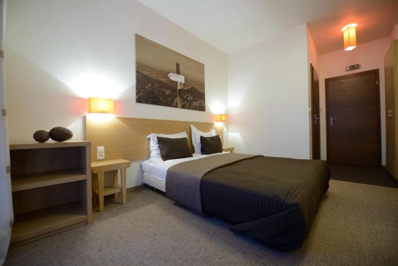 Double Room image 2