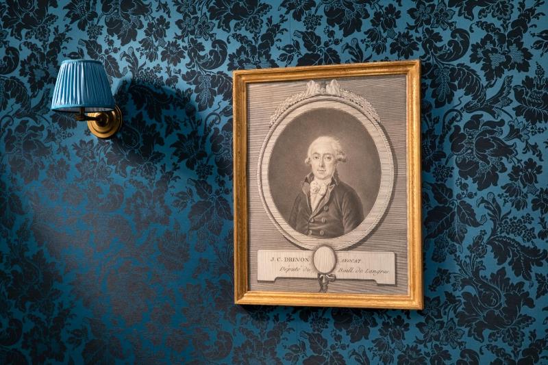 Deluxe Double Room image 4